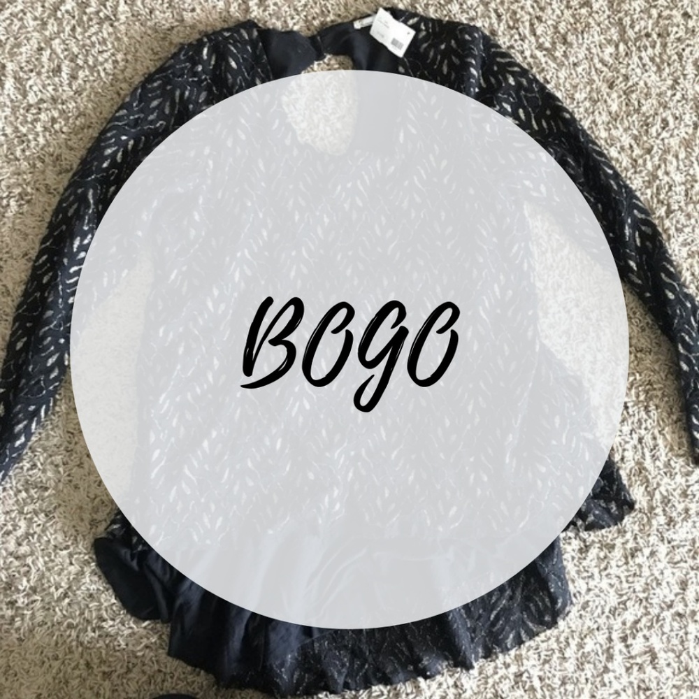 🔥FINAL PRICE DROP - BKE Hi-Low Long Sleeve